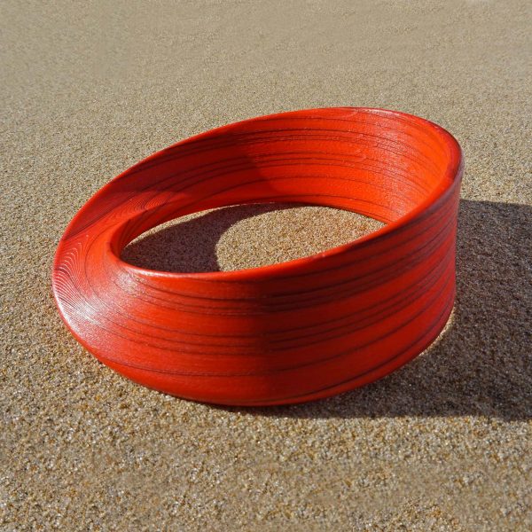 immagine per OITO BRACCIALE ROSSO CON STRIATURE ROSSO SCURO